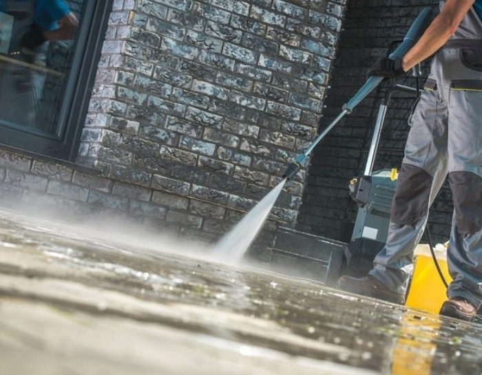 pressure cleaning services in Darwin and nearby areas